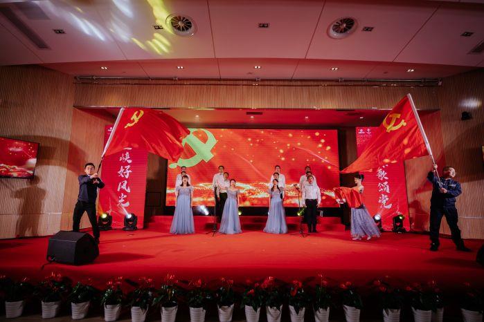 24.2、《我的祖國(guó)+英雄贊歌》江蘇運(yùn)維公司